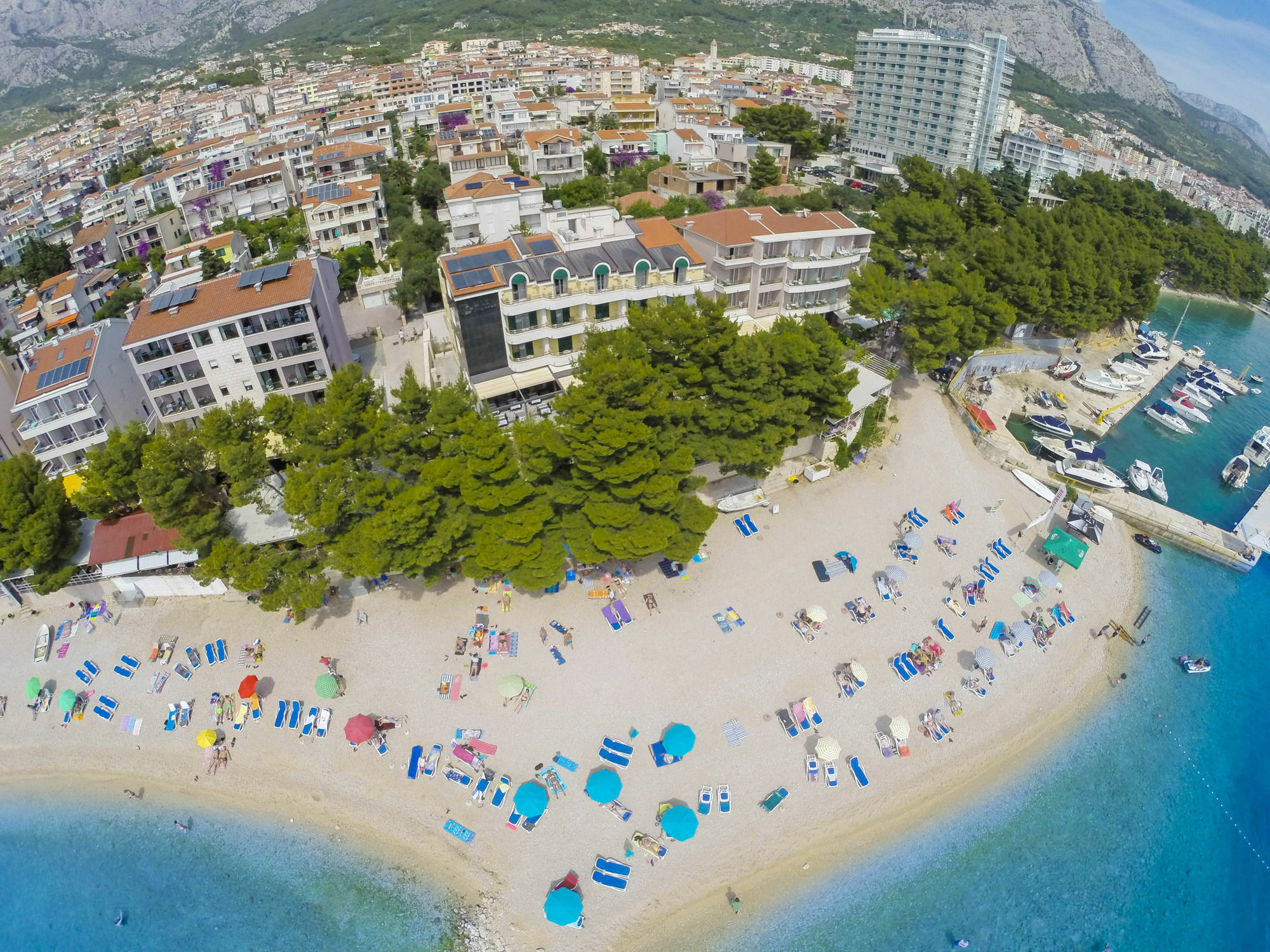 Hotel Milenij Makarska Exterior foto